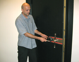 Measuring a safe